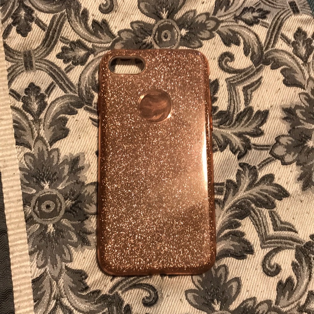 iPhone 7 pink glitter phone case
